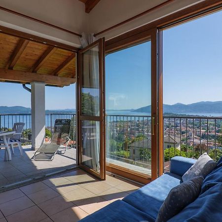 Panoramic'S Loft Appartement Verbania Buitenkant foto
