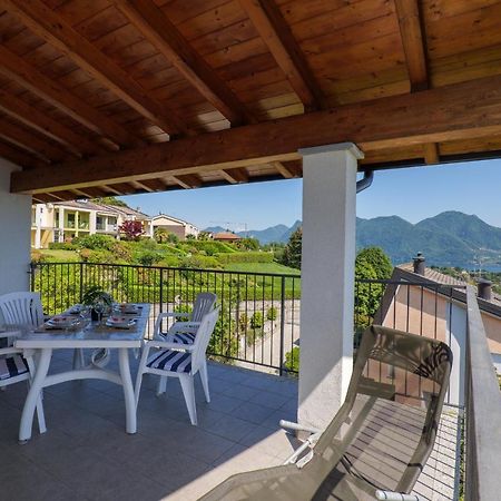 Panoramic'S Loft Appartement Verbania Buitenkant foto
